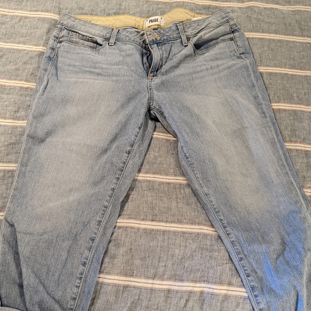 Paige boyfriend crop light denim